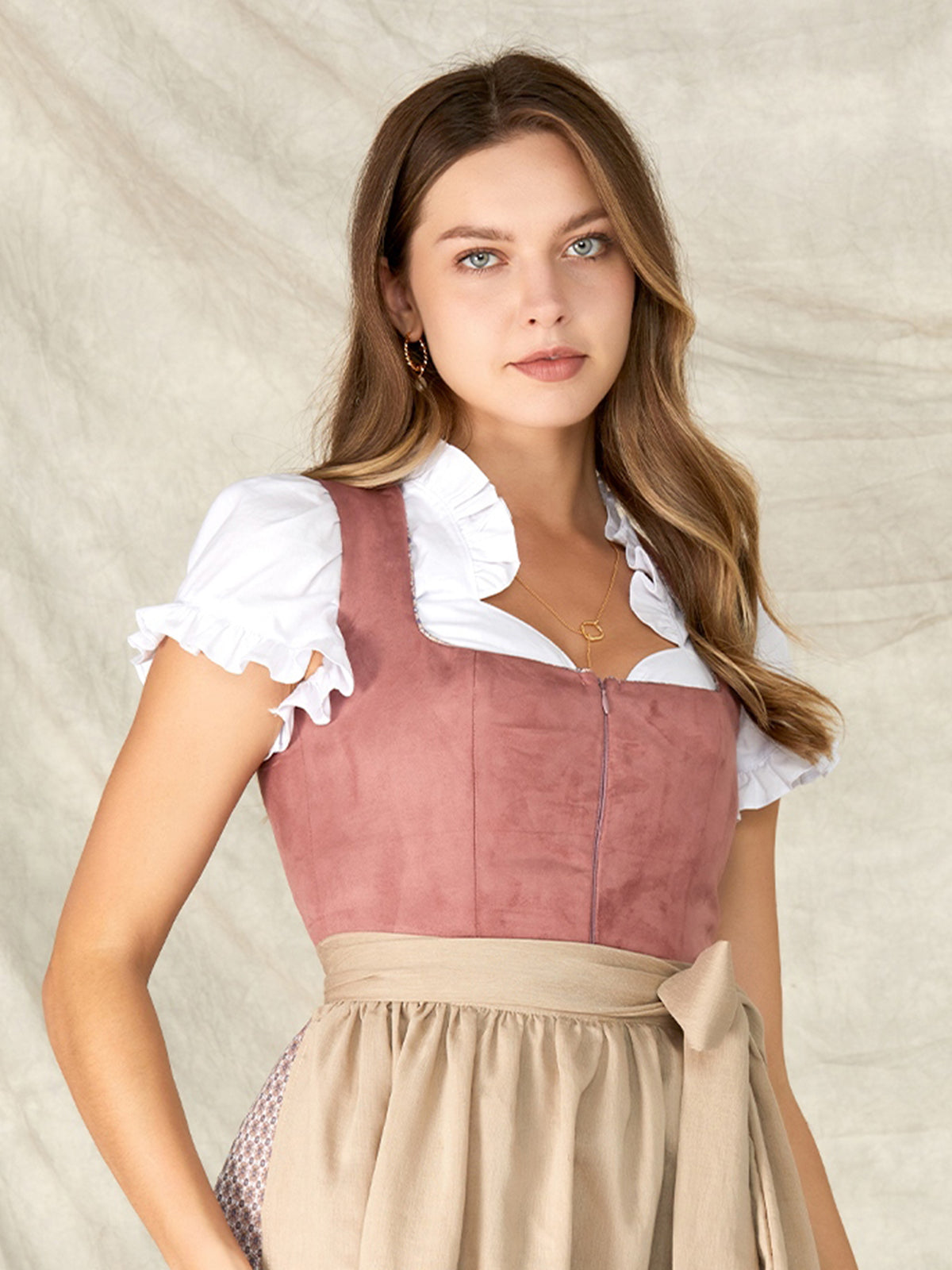 DIRNDL - CELIA