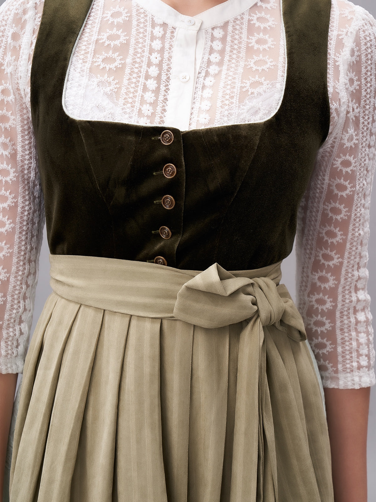 DIRNDL - NICOLE IN GRUN