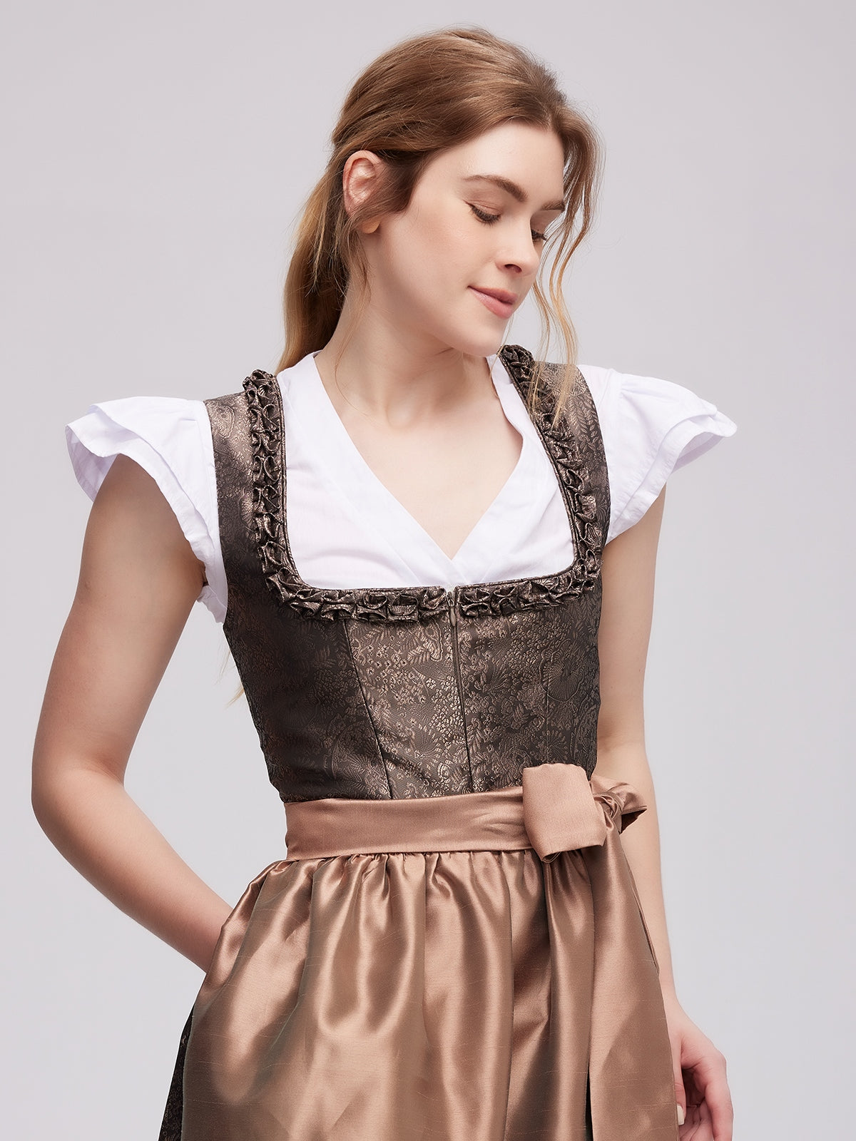 DIRNDL - JULIA IN BROWN