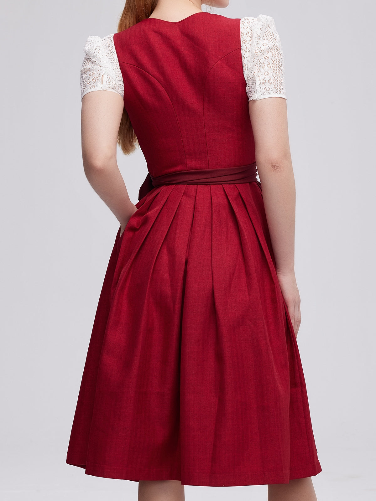 DIRNDL - AMANA IN RED