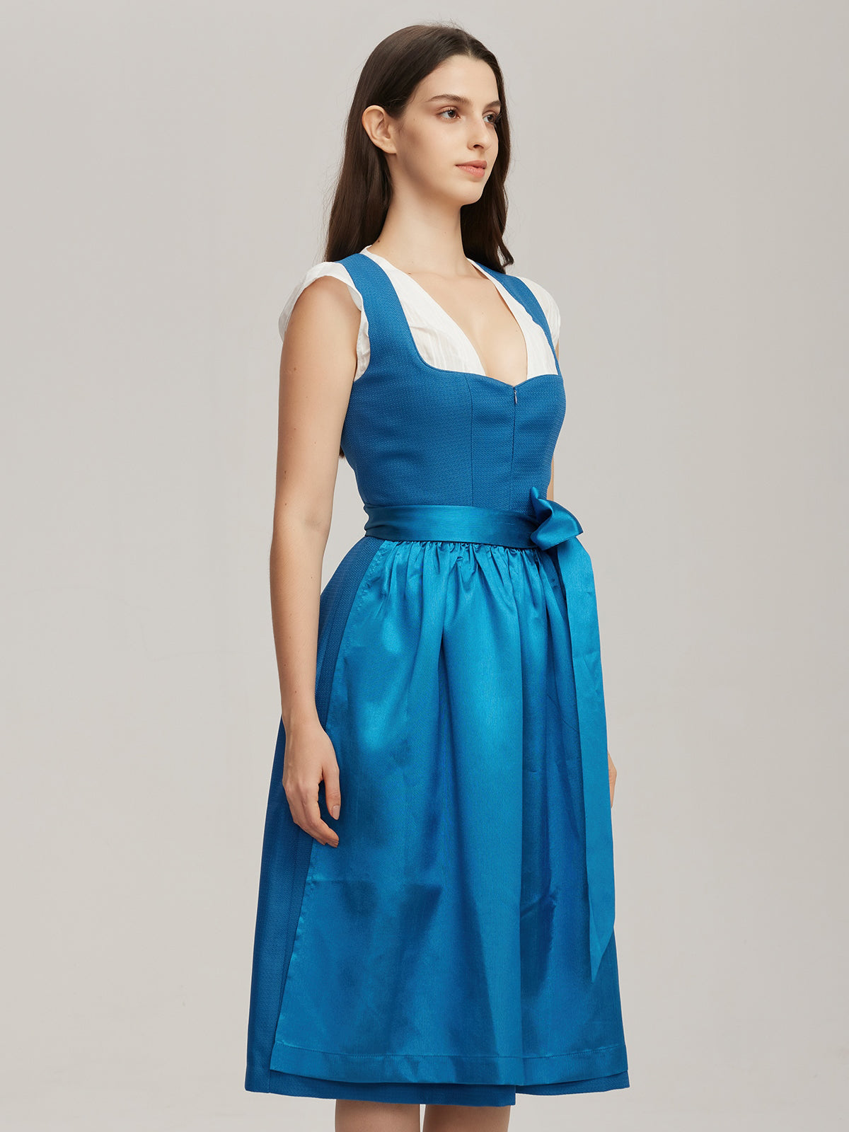 DIRNDL - CAMILLE IN ROYALBLAUES